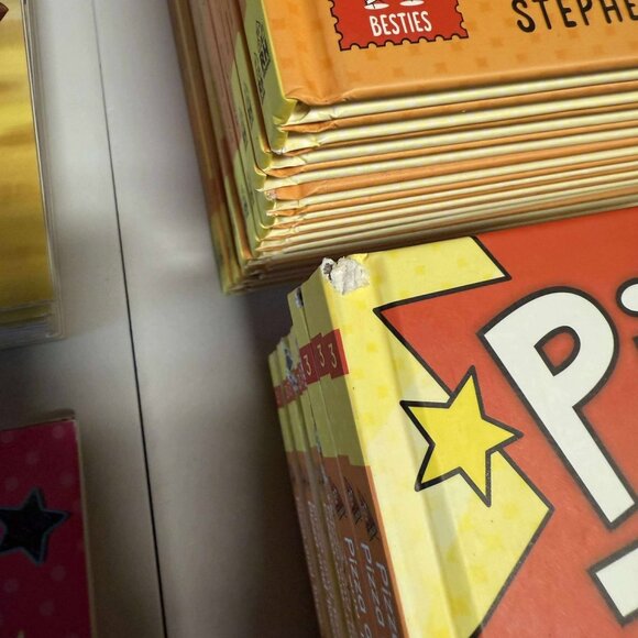 Random Kids Book Bundle Of 3 - Little Golden Books & More - Picture 8 of 8